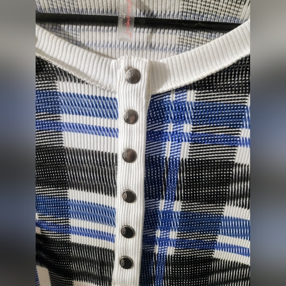 NWOT FP Movement Rally Printed Layer - Picture 6 of 7